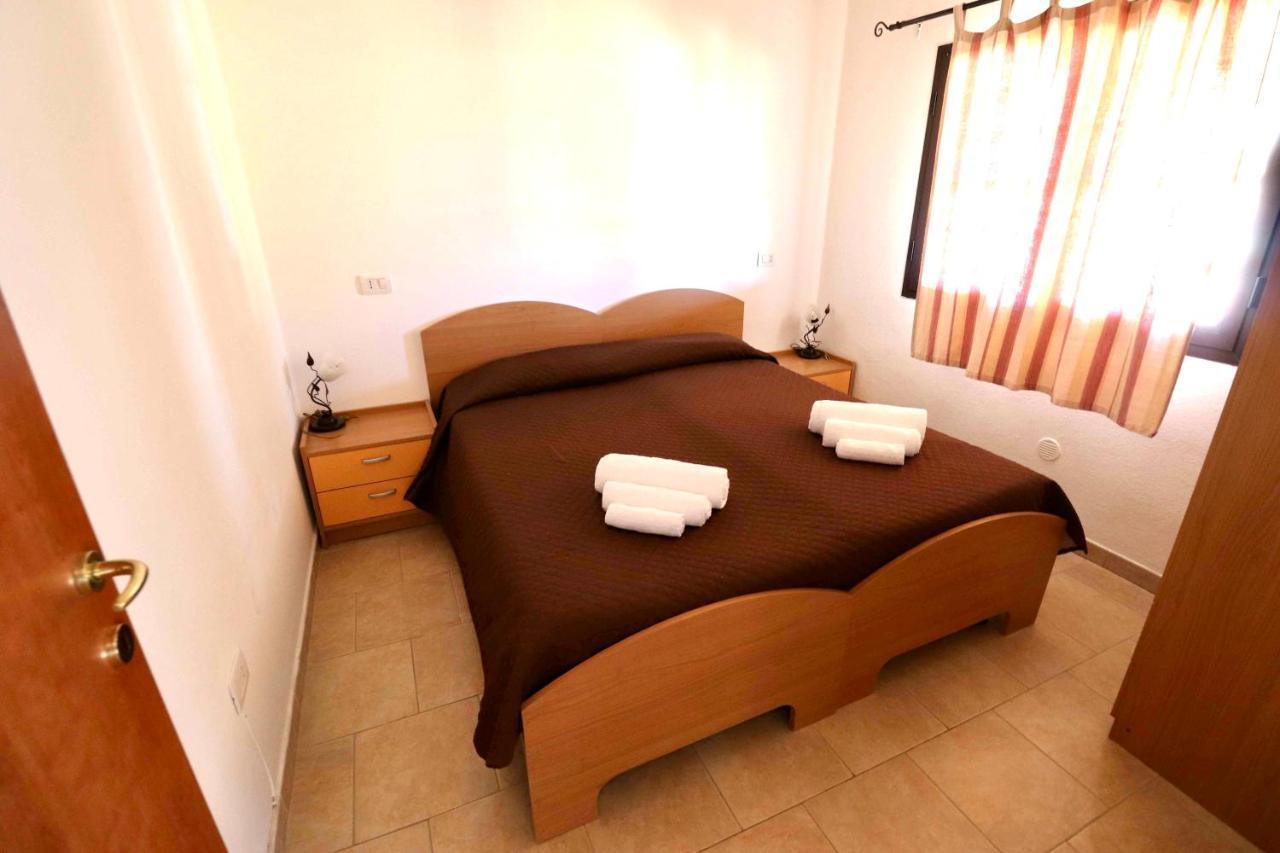 Agriturismo Monte Istulargiu Valledoria  Eksteriør billede